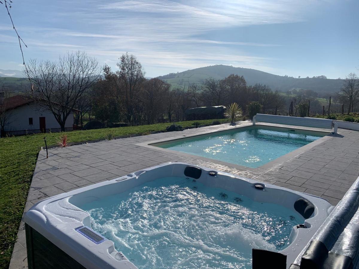 Studio Laina Avec Piscine, Spa Optionnel Irissarry Экстерьер фото